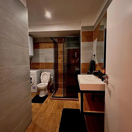 Cozyhomes アパート バンスコ